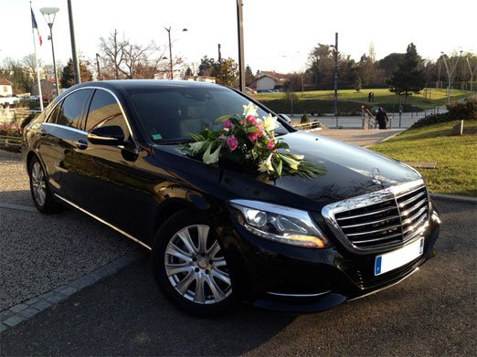 Service de voiture avec chauffeur spécialement dédié au mariage